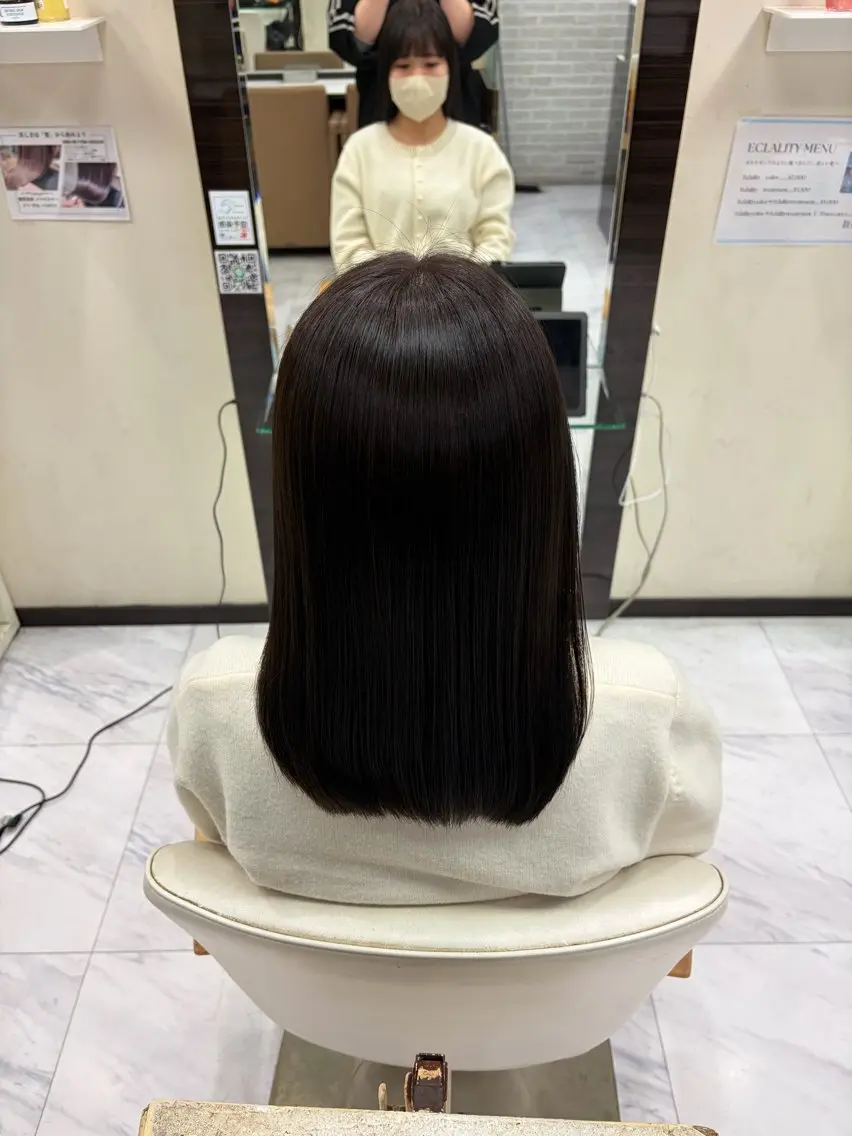 セミロング カラー ヘアカラー 旗手 沙和のヘアスタイル