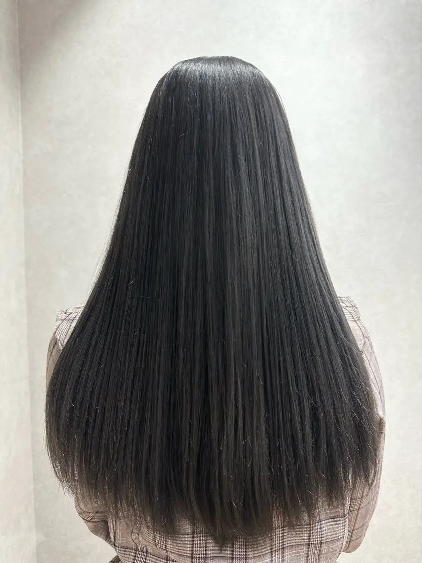 ロング ヘアカラー ✂️秋葉原 🤍YURI🤍のヘアスタイル