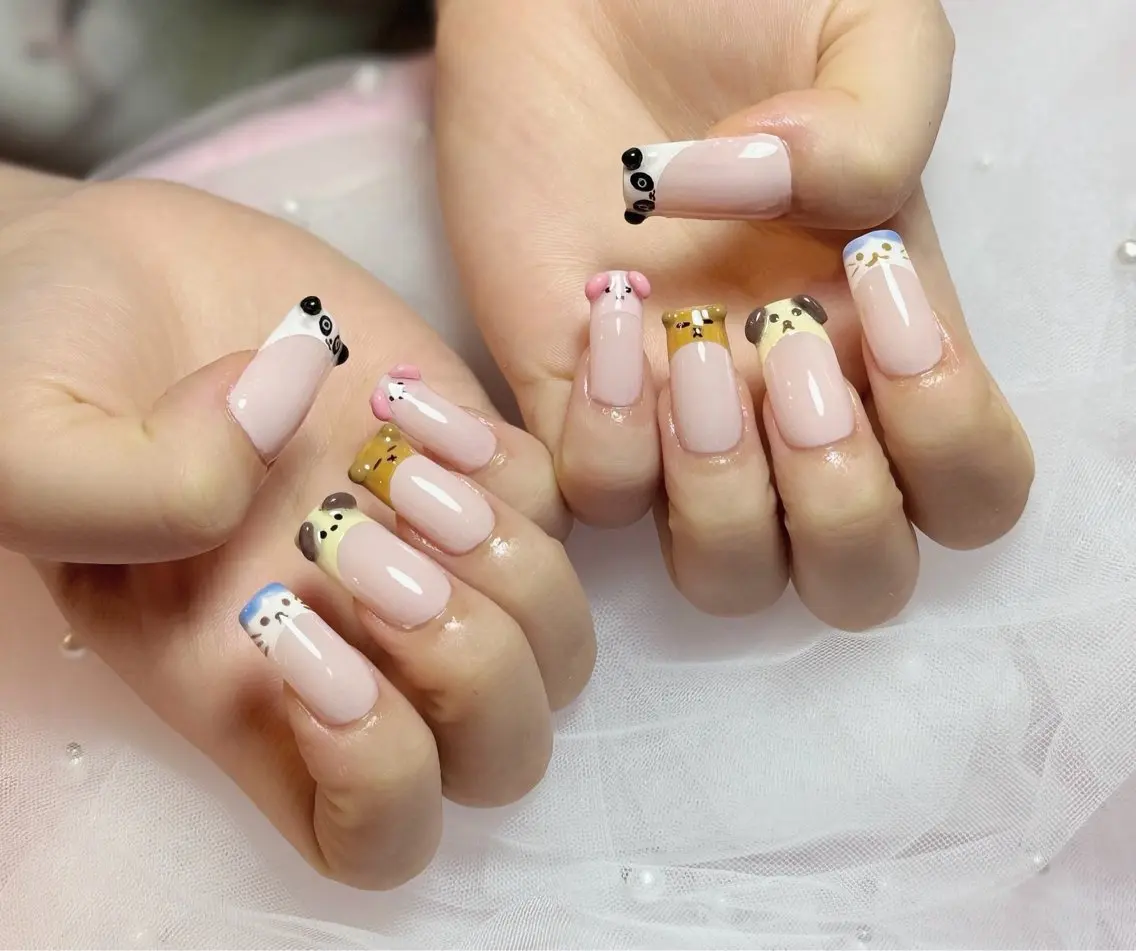 ネイル オーロラネイル チークネイル フットネイル フレンチネイル ジェルネイル ハンドネイル Nichi Nailsのネイルデザイン