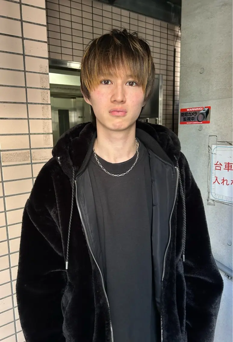 ショート カラー パーマ メンズ メンズブリーチ メンズハイライト メンズインナーカラー メンズパーマ プードルパーマ 💈メンズ短髪特化 ✂︎伊藤大輝💈のヘアスタイル