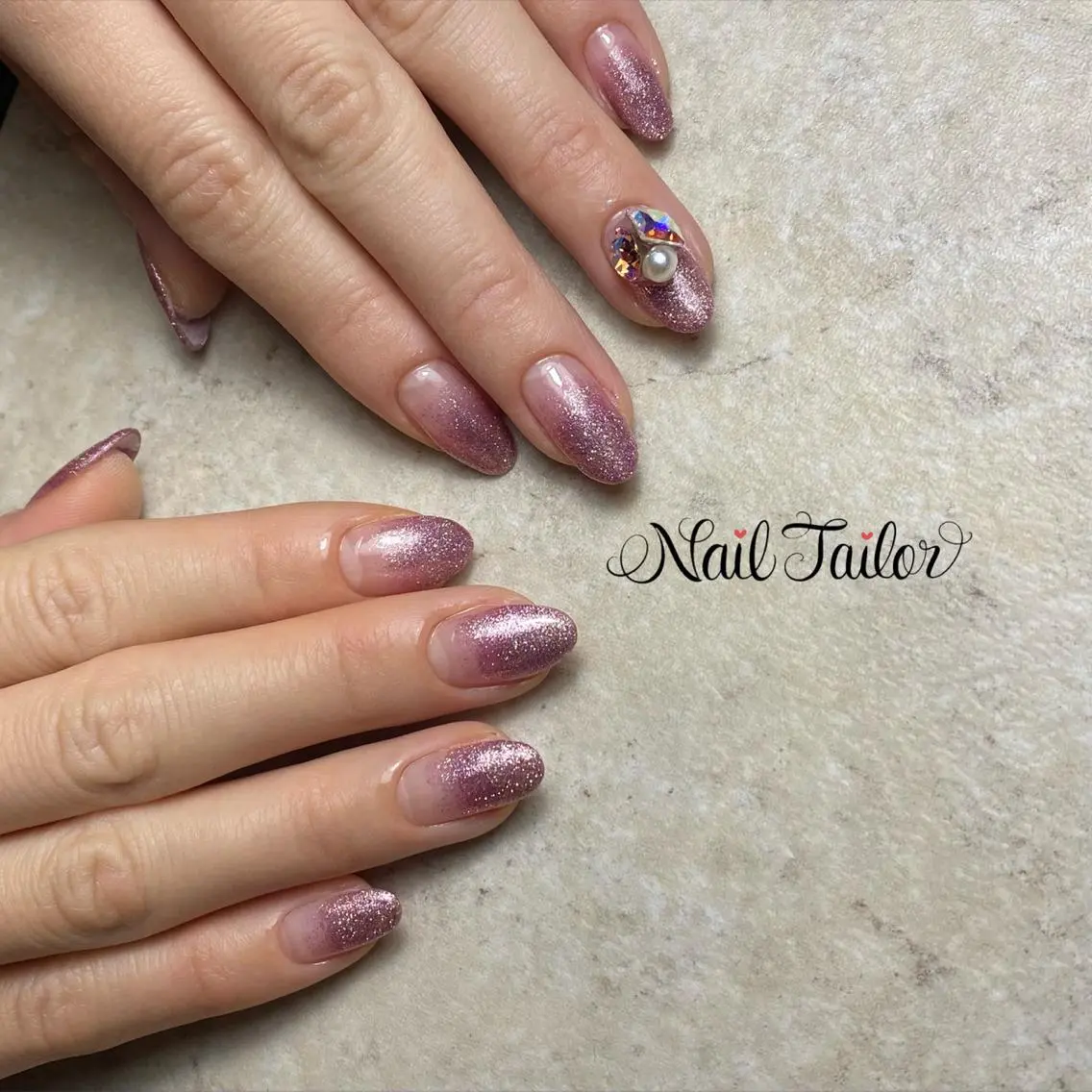 ネイル フラッシュネイル ジェルネイル グラデーション ラメ(グリッター) ラメグラデーション ハンドネイル NailTailor ネイルテイラーのネイルデザイン