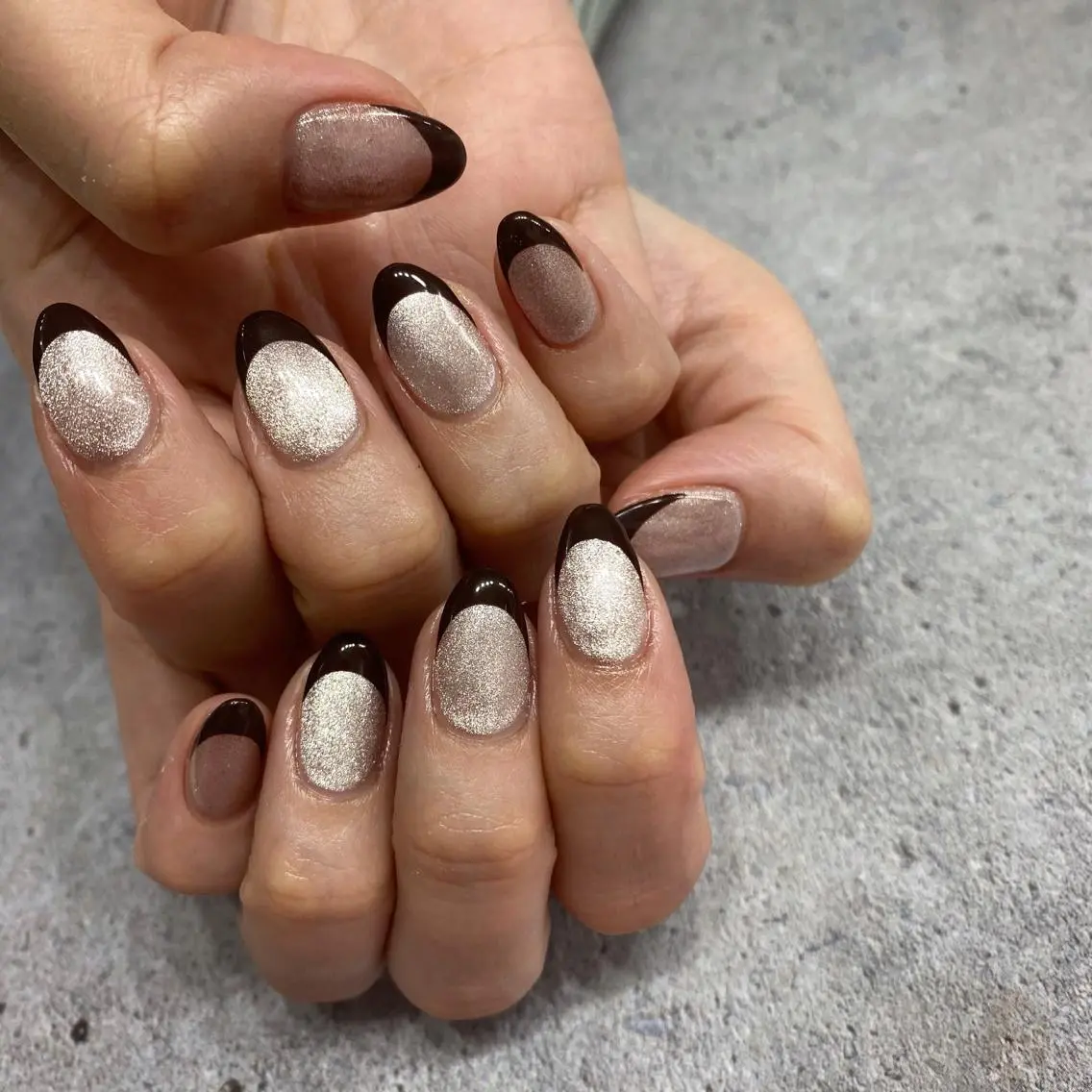 ネイル アートネイル フレンチネイル ラメ(グリッター) ニュアンスネイル ワンカラーネイル SHIORI 📍渋谷 / 円山町のネイルデザイン