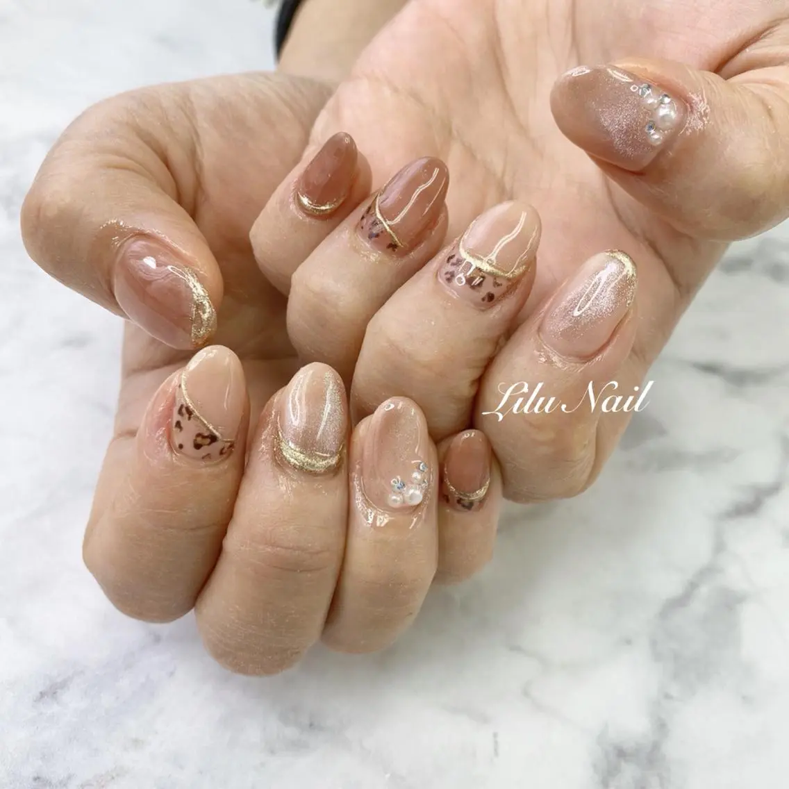 ネイル ニュアンスネイル モチの良さ◉ フィルインネイル♡のネイルデザイン