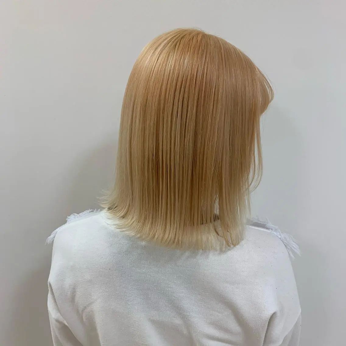 セミロング カラー 暖色/ブリーチカラー 🎀 M i k uのヘアスタイル