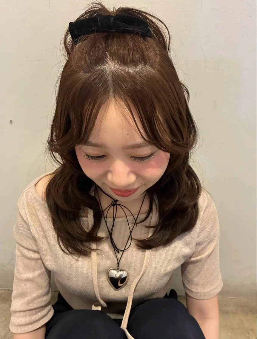 セミロング カット ヘアカラー nacoハイトーン ベージュ🍒のヘアスタイル