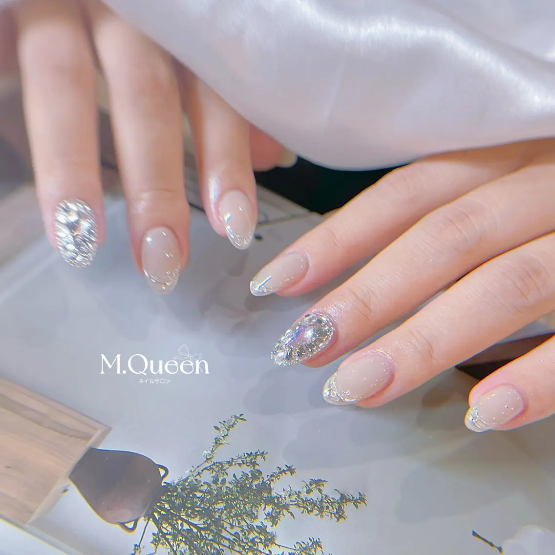 ネイル MQueen ネイルサロンのネイルデザイン