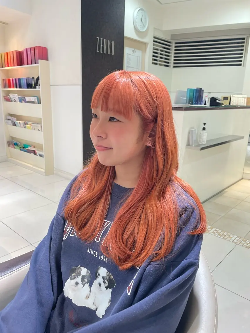 ロング カラー ピンクカラー まるやま ひなこ/艶髪カラーのヘアスタイル