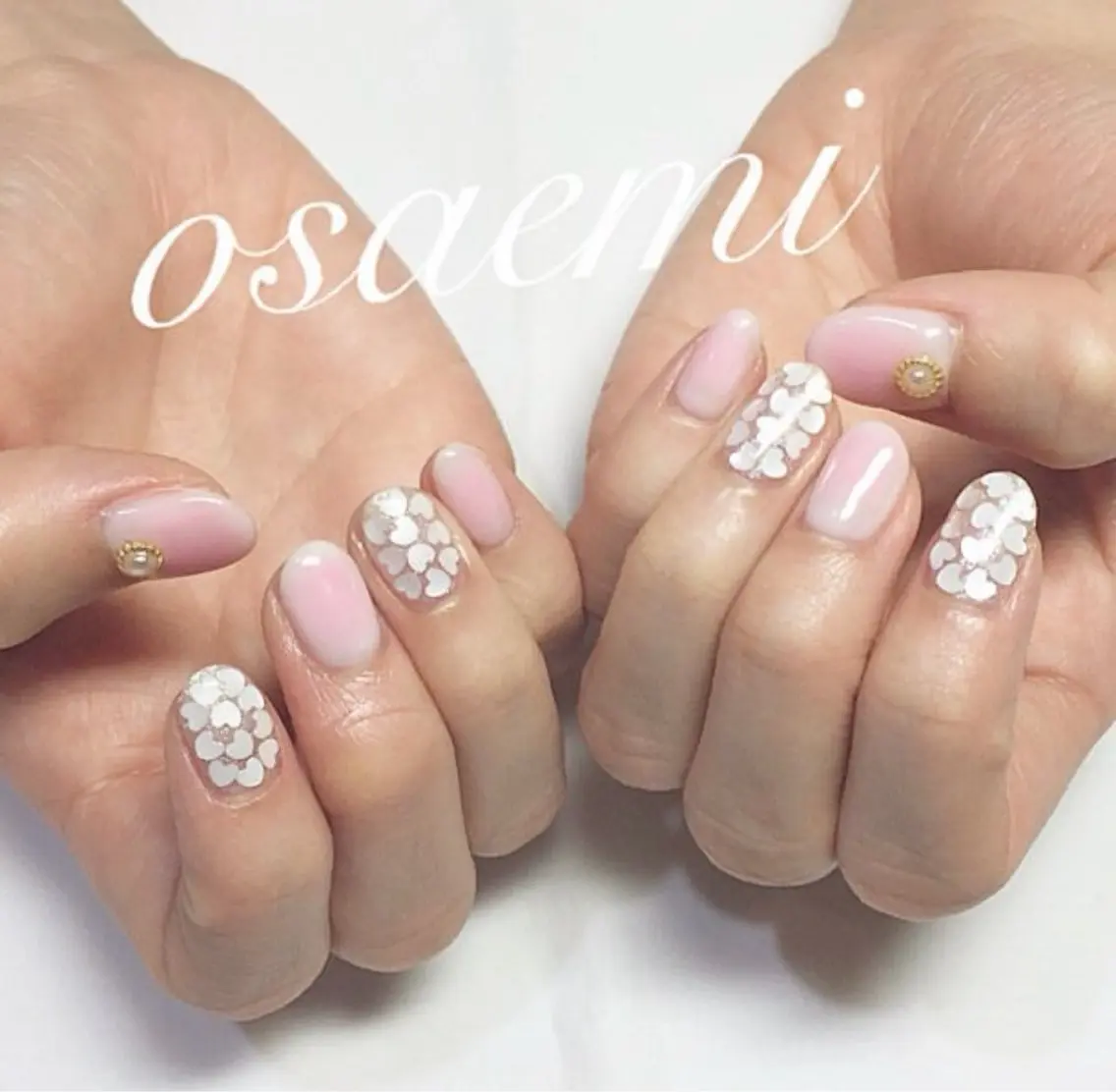 ネイル チークネイル フラッシュネイル フレンチネイル グラデーション ラメ(グリッター) ハンドネイル osa emiのネイルデザイン