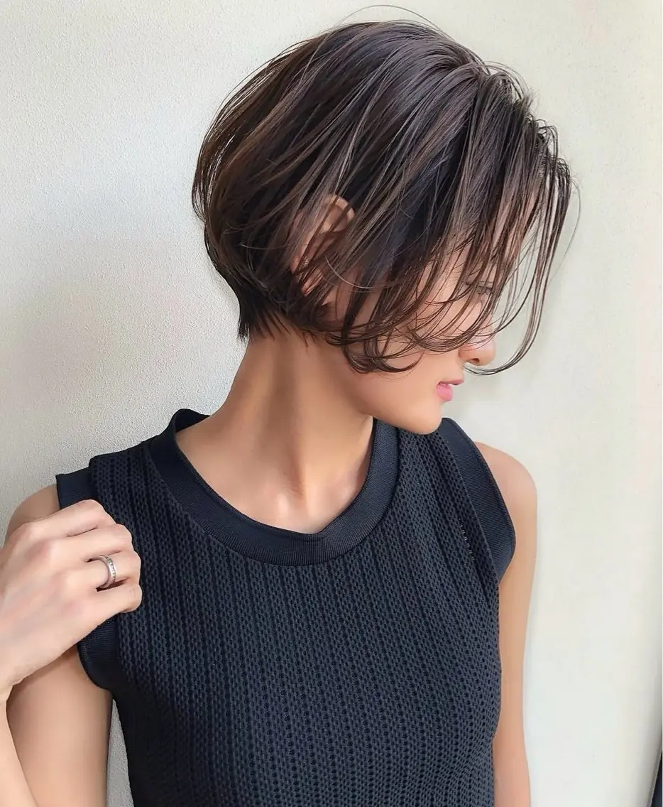 ショート ハンサムショート レイヤーカット ショートヘア peige 西村ひなりのヘアスタイル