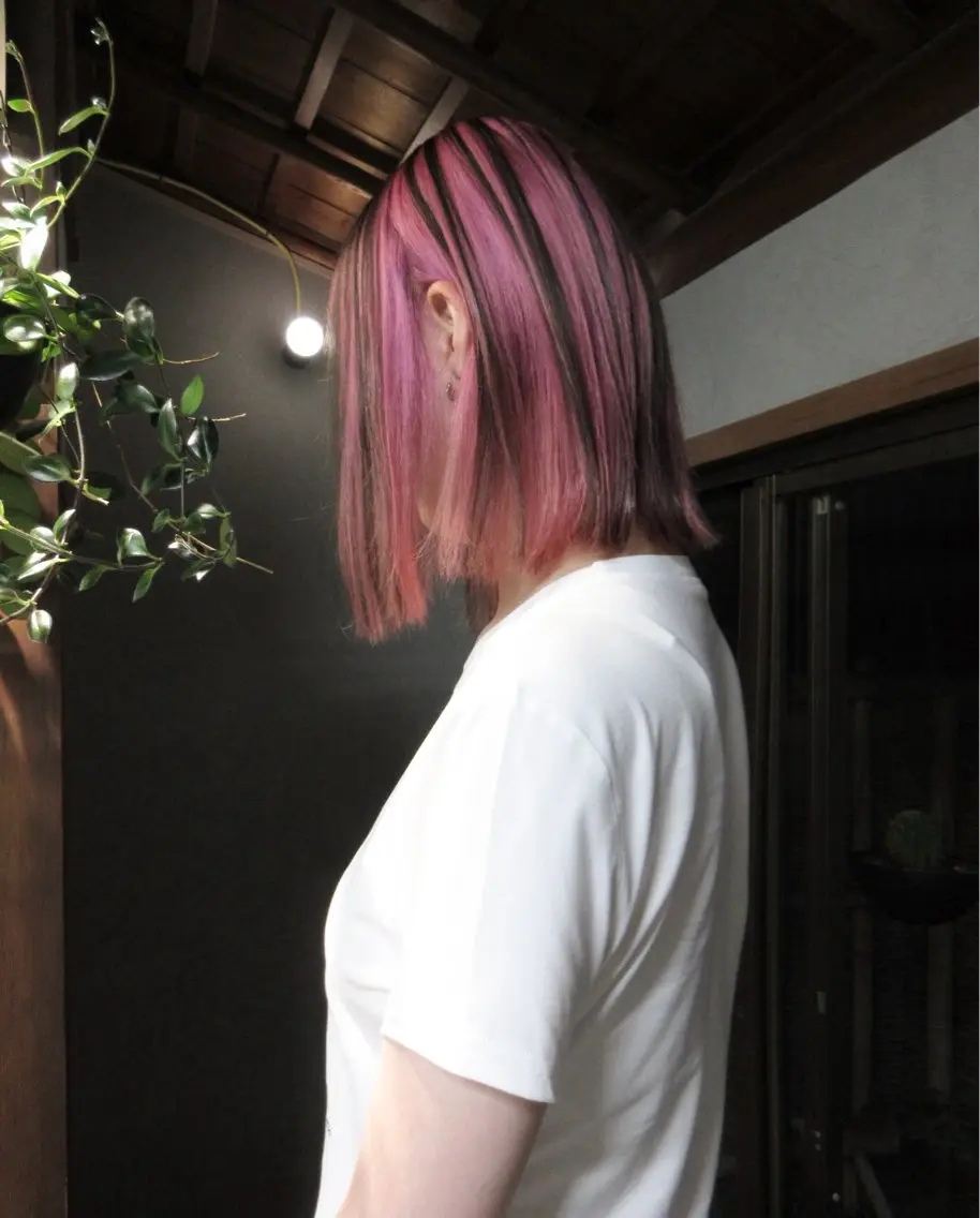 ミディアム カラー カット ヘアカラー レイヤー×ハイトーン 特化/瀬川琴音のヘアスタイル