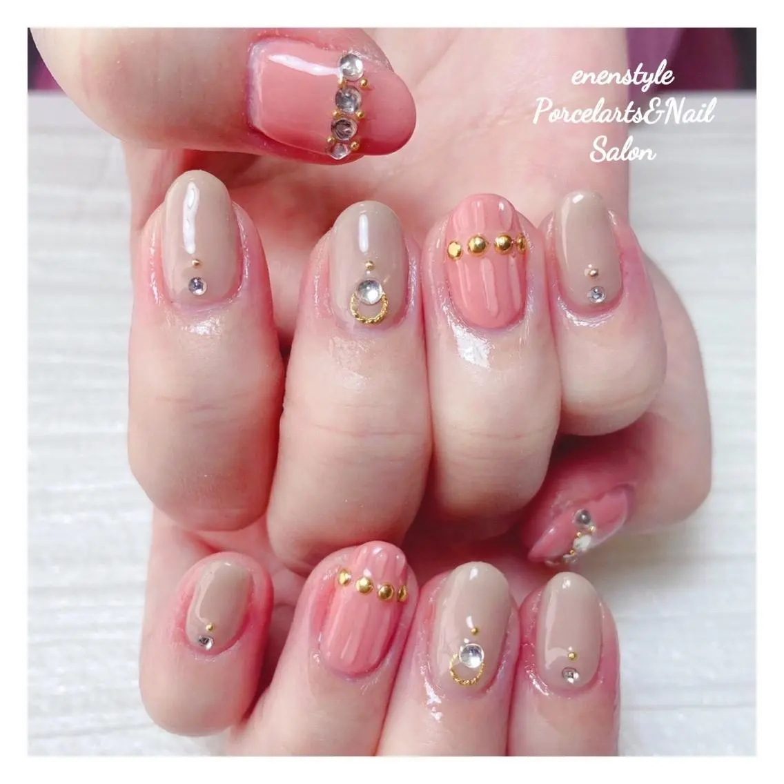 ミディアム ネイル ハンドネイル 🐾enen style 🐾のネイルデザイン