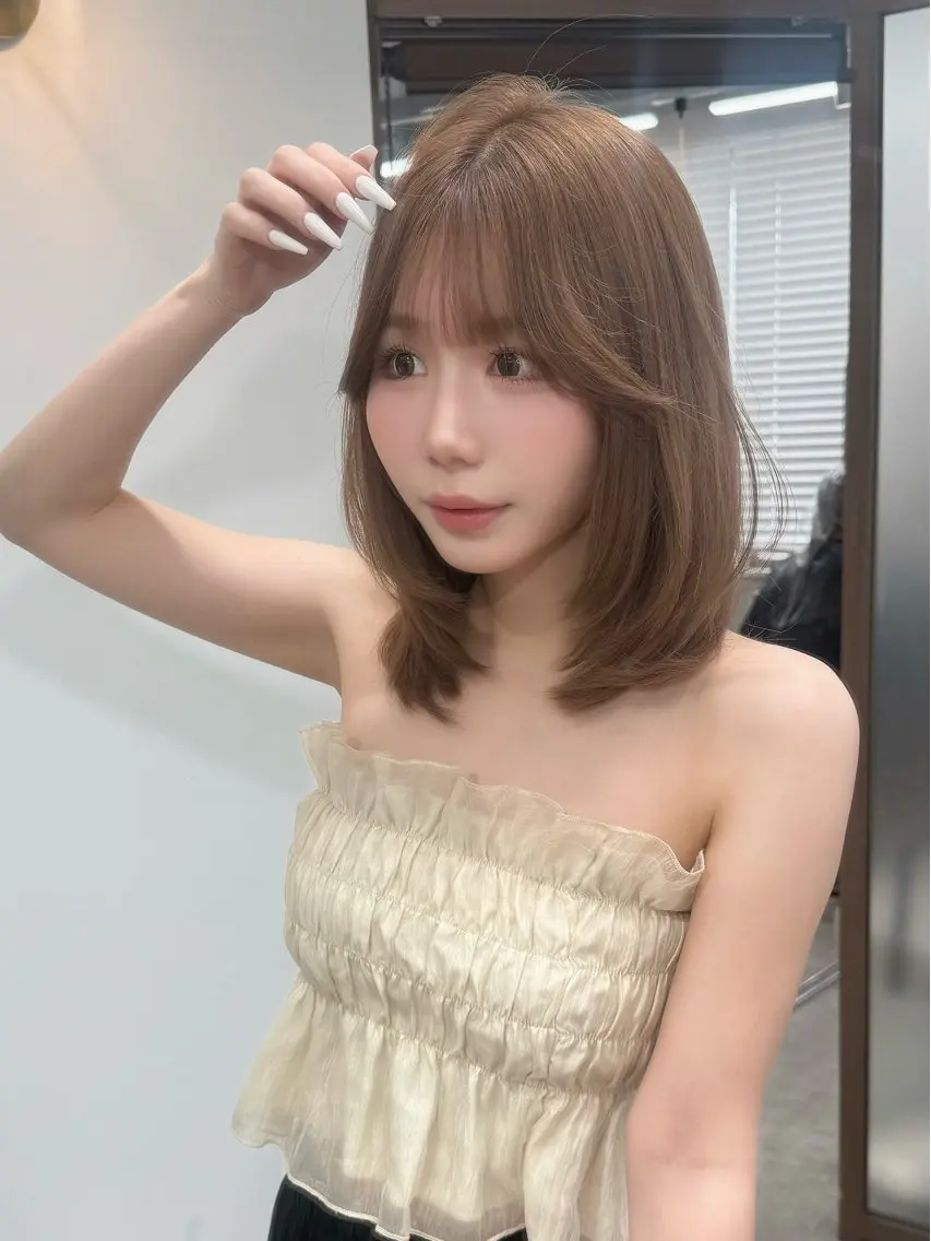 ミディアム カラー 透明感カラー 顔周りカット 小顔カット カット ヘアカラー レイヤーカット /顔周り/和奏︎♪のヘアスタイル