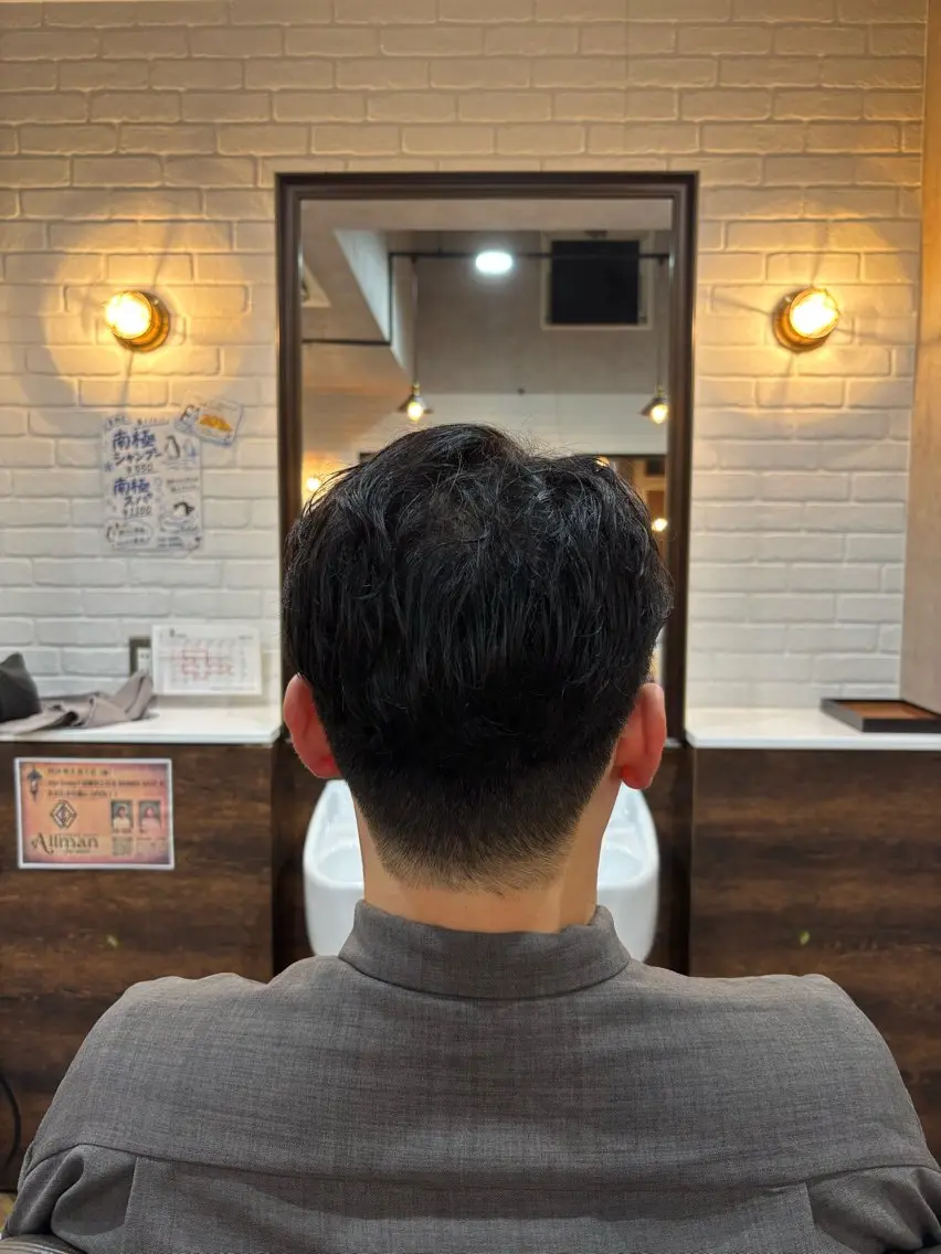 ショート メンズ 上田 美羽のヘアスタイル