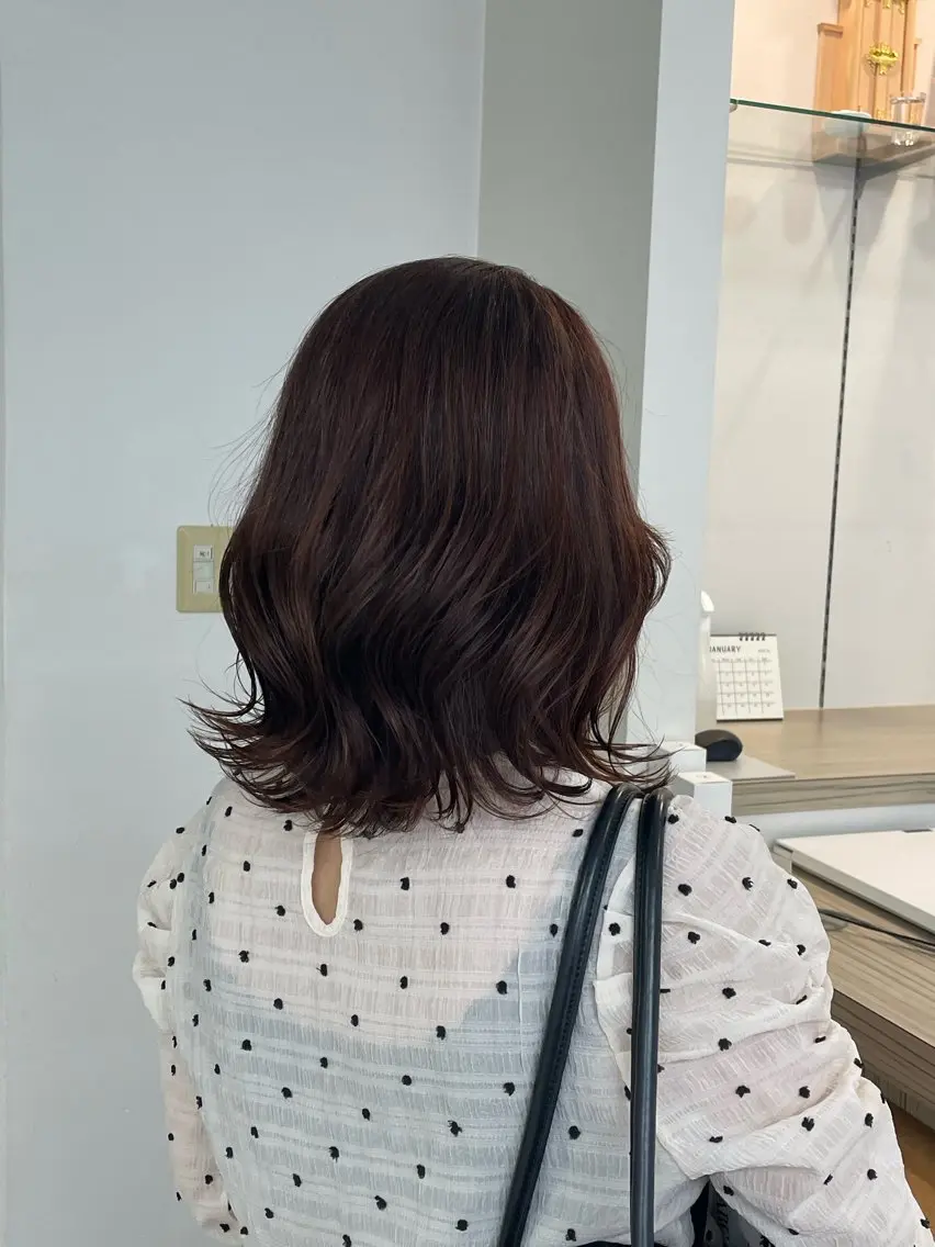 ミディアム カラー ヘアアレンジ ブラウンカラー ピンクカラー ピンクブラウン 佐々木 優のヘアスタイル