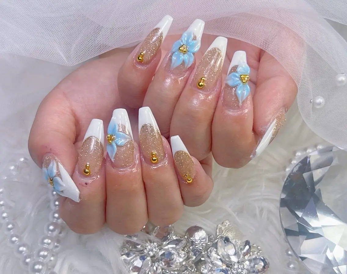 ネイル アートネイル オーロラネイル チークネイル 長さ出し フットネイル Miya _nailのネイルデザイン