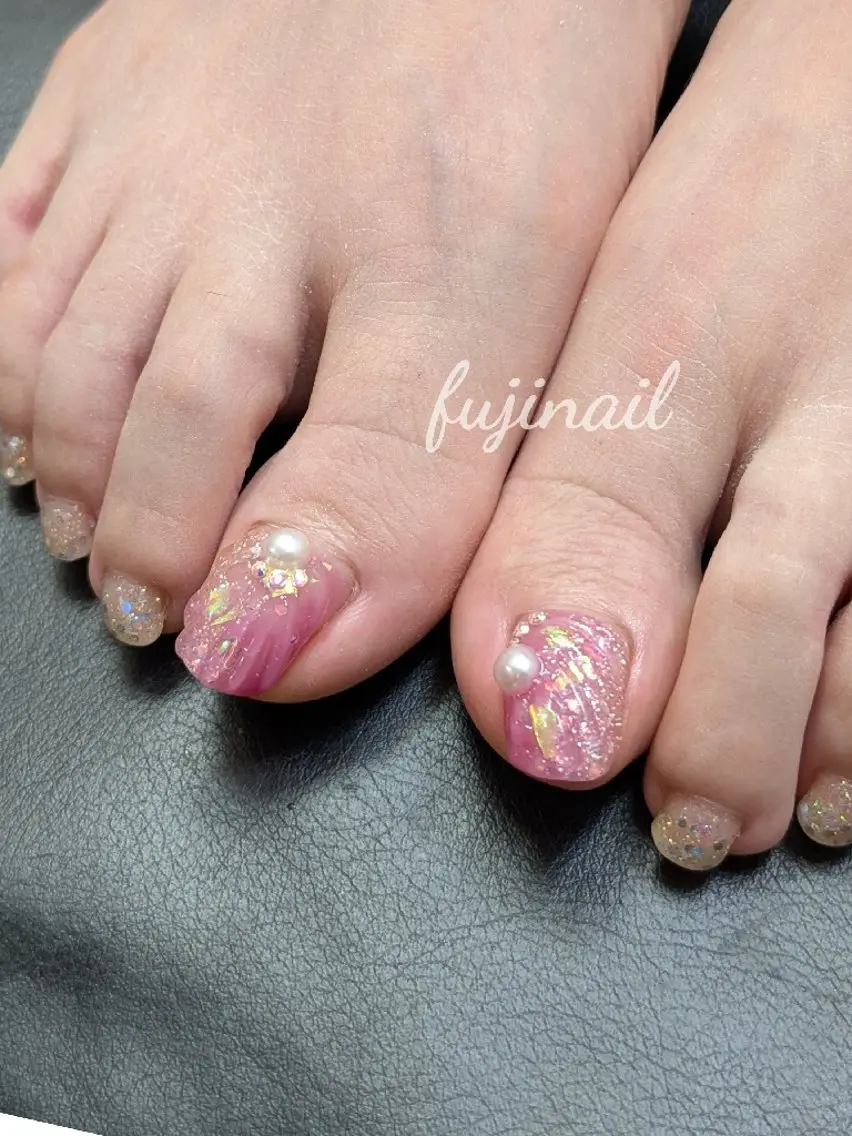 ネイル 藤野 智美のネイルデザイン