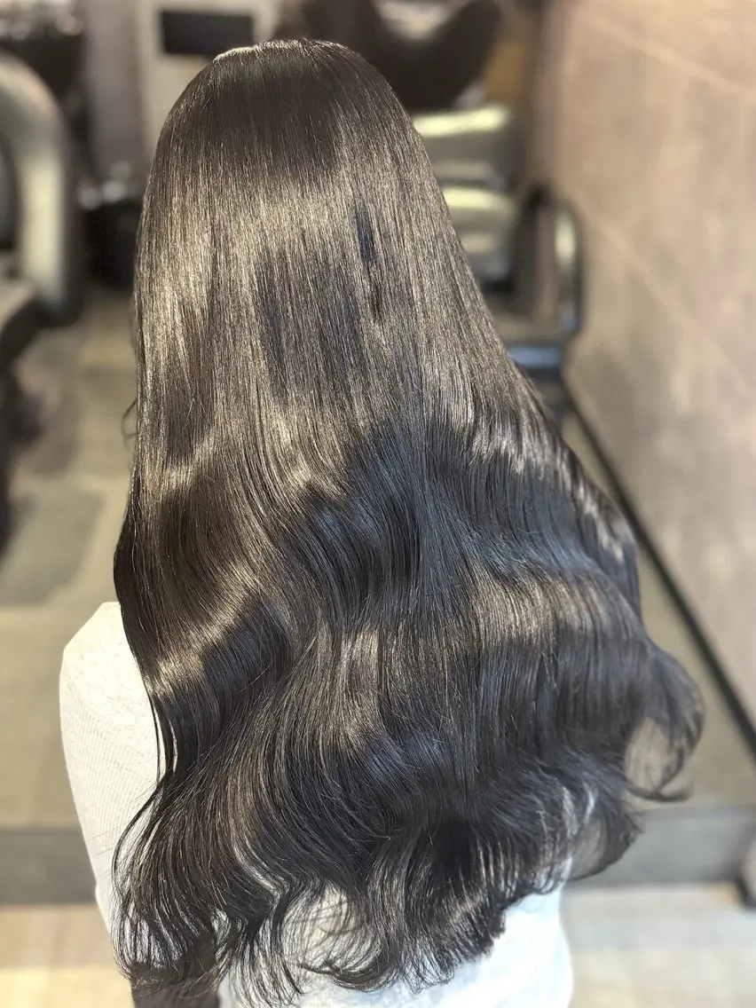 ロング カラー ヘアカラー 🎀🎶はがりな ワンカラー💝のヘアスタイル