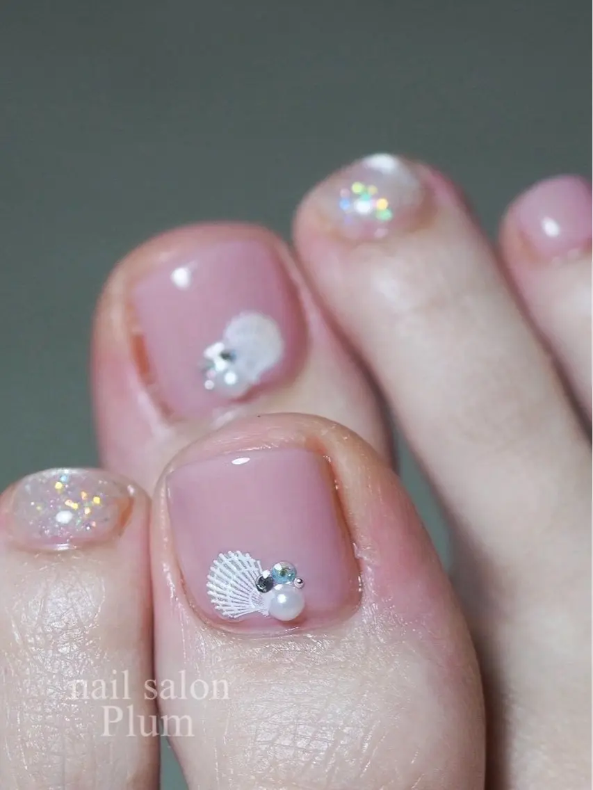 ネイル フットネイル Plum Kanaのネイルデザイン