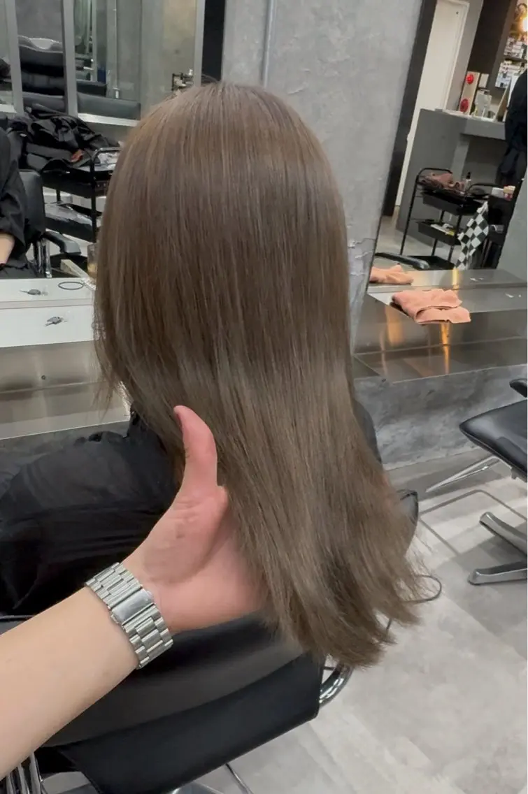 カラー ヘアカラー BEL Hinataのヘアスタイル
