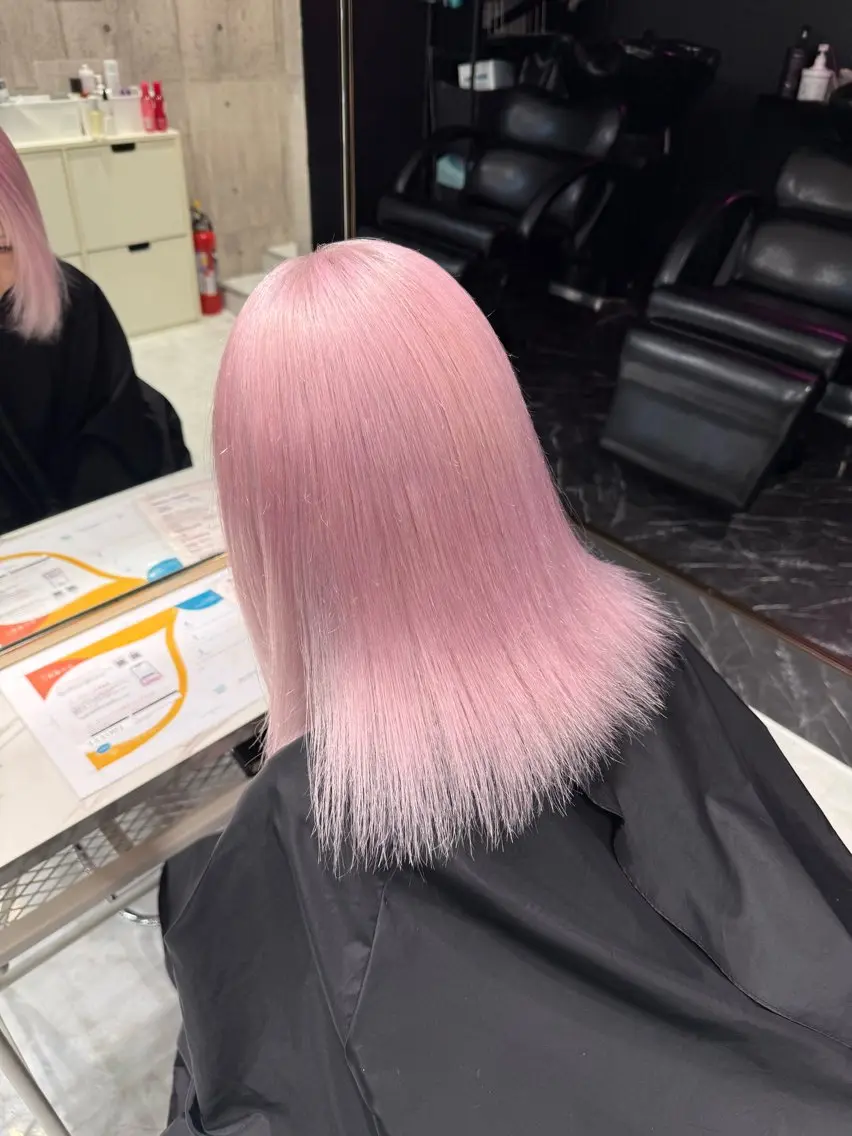 ミディアム カラー ベージュカラー ブリーチ ブロンド ピンクカラー ヘアカラー 【🥀履歴修正🥀】 ハイトーン職人/拓真のヘアスタイル