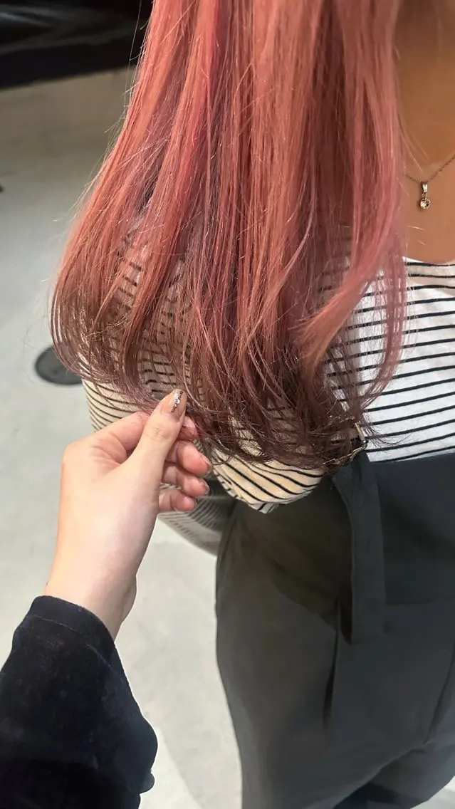 カラー ヘアカラー 彦坂 柚羽のヘアスタイル