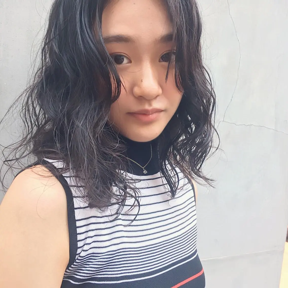 ミディアム パーマ ミディアムパーマ デジタルパーマ カット パーマ トリートメント 山中 直輝のヘアスタイル