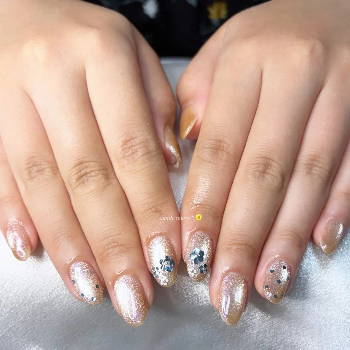 ミディアム ハンドネイル soin.nail aiのネイルデザイン