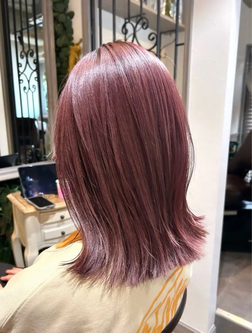 ミディアム カラー ヘアアレンジ 梅木李奈🕊️ レイヤー透明感カラーのヘアスタイル
