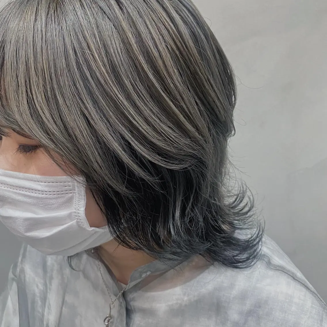 セミロング 暖色カラー🍊 せきゆうかのヘアスタイル