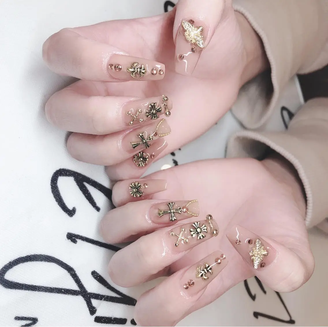 ネイル 🖤スカルプ専門店 新宿・MR🖤のネイルデザイン