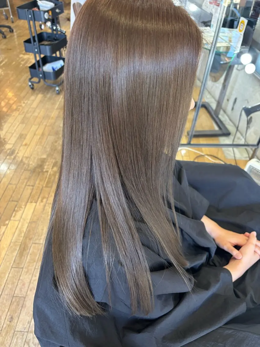ロング カラー 高橋 朝露のヘアスタイル