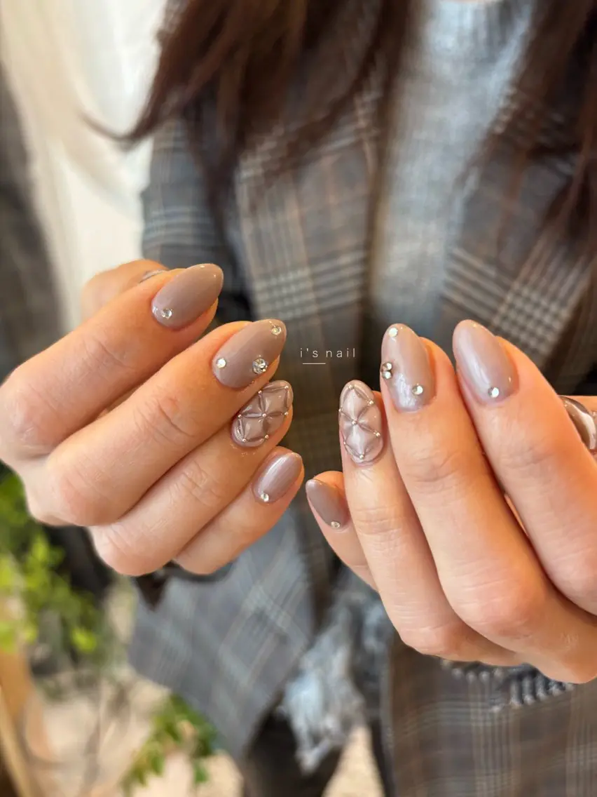 ネイル ハンドネイル i's nail 〈アイズネイル〉のネイルデザイン
