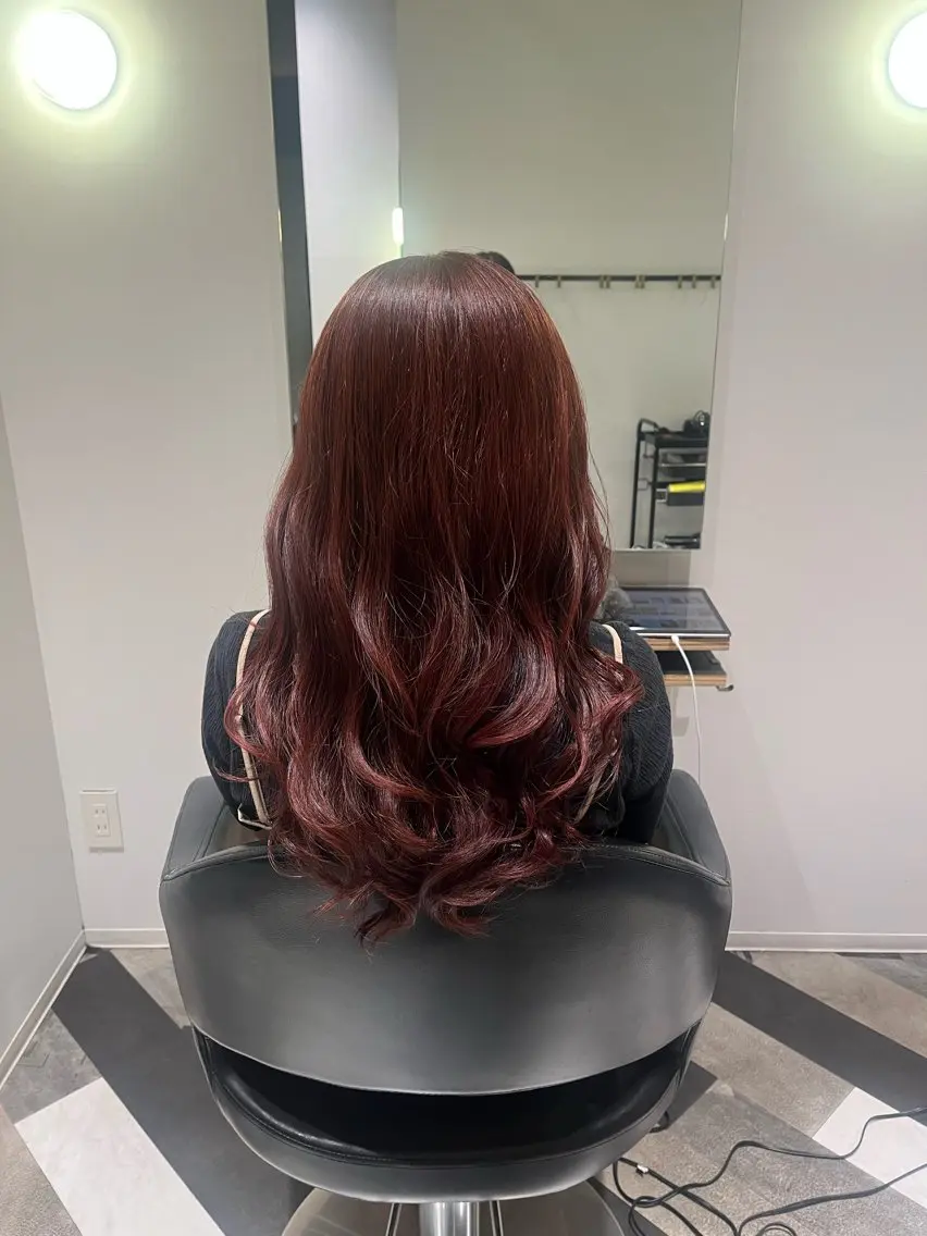 ロング ・:*+.根本 風鈴・:*+.のヘアスタイル