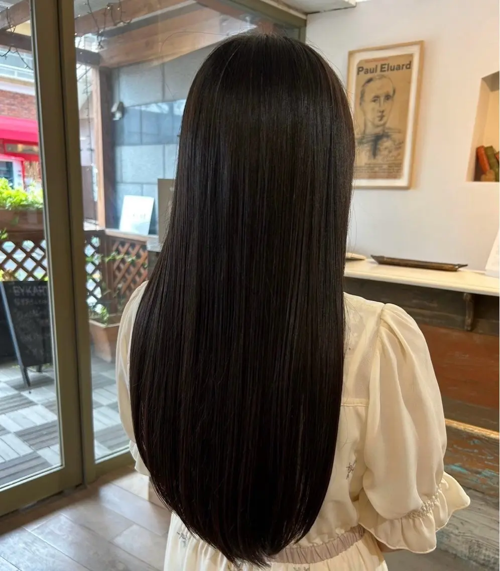 カラー ヘアカラー 新井 真央のヘアスタイル