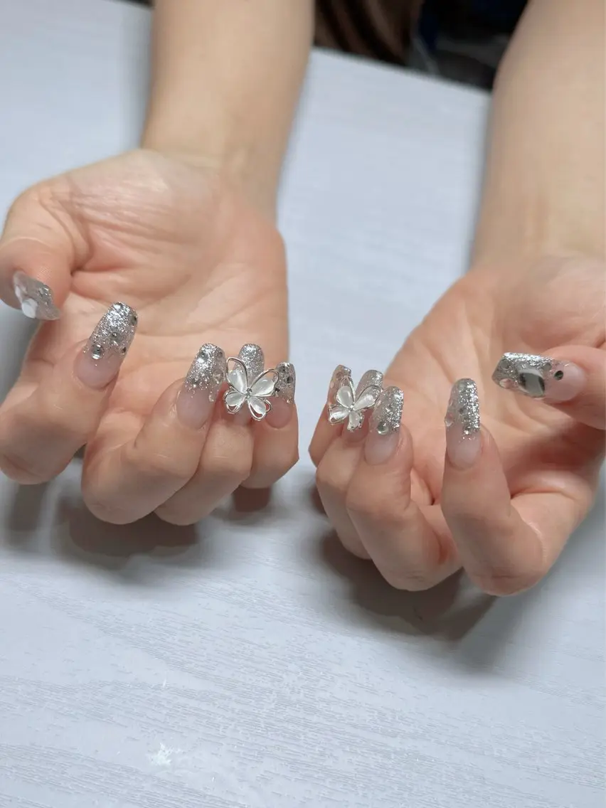 ネイル ラメ(グリッター) ラメグラデーション スカルプネイル nyasu nailのネイルデザイン