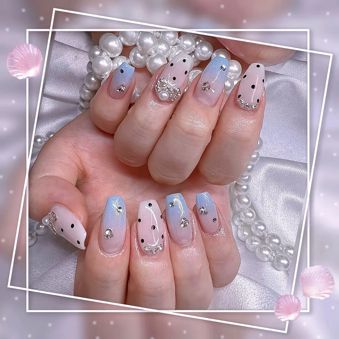 ネイル フレンチネイル キラキラネイル 韓国ネイル マグネットネイル マグネットフレンチ ハンドネイル ハンドケア Chill Nailsalonのネイルデザイン