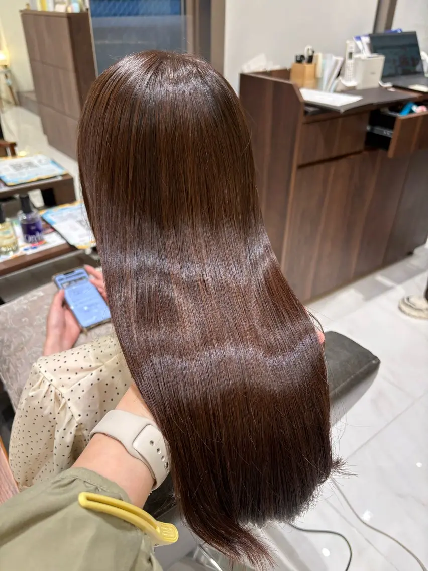 セミロング カラー ヘアカラー 艶カラー🩵中久保 舞優🩵のヘアスタイル