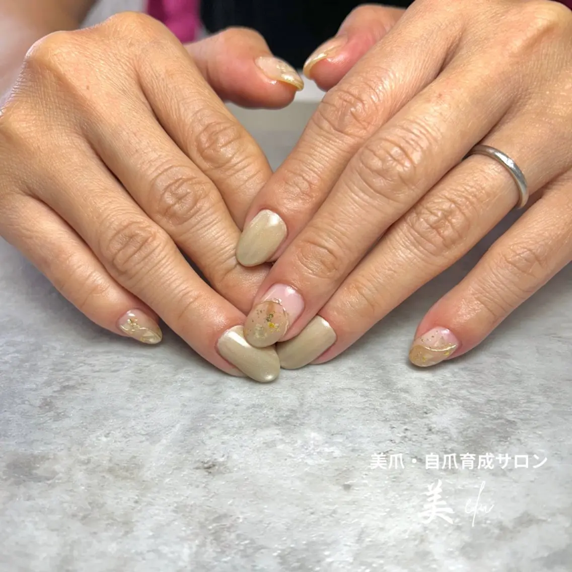 ネイル ジェルネイル ニュアンスネイル ハンドネイル 美爪・自爪育成サロン 美elu(ビエル)のネイルデザイン