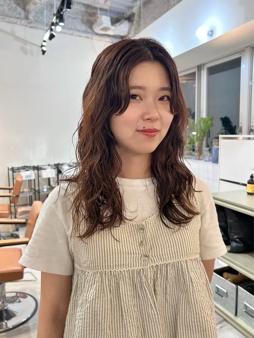 セミロング セミロングパーマ みうら ありさのヘアスタイル