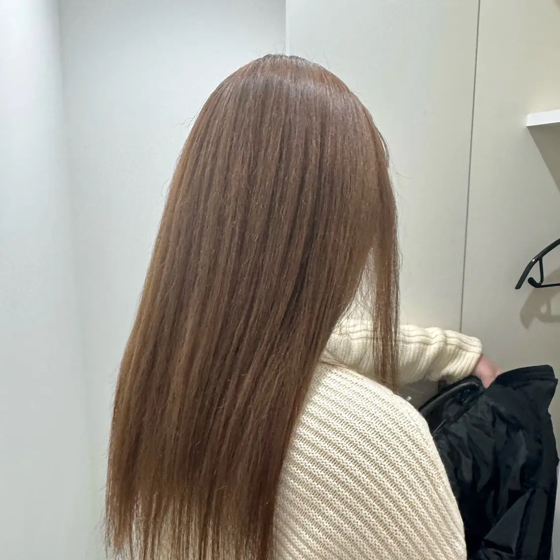 ロング カラー ベージュカラー ブリーチ ダブルカラー ブリーチなしカラー ヘアカラー 尾崎 ひなののヘアスタイル