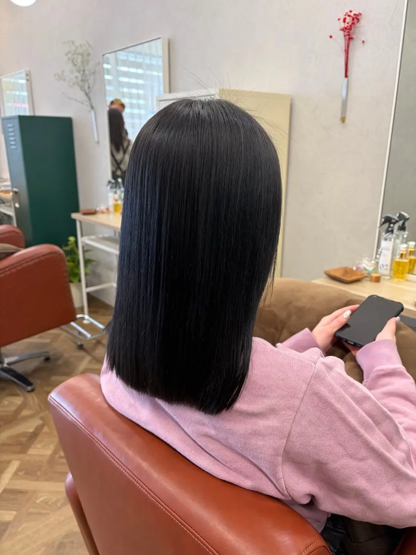 ミディアム カット ヘアカラー トリートメント 髪質改善×韓国風/小 顔レイヤー/早瀬櫻子のヘアスタイル
