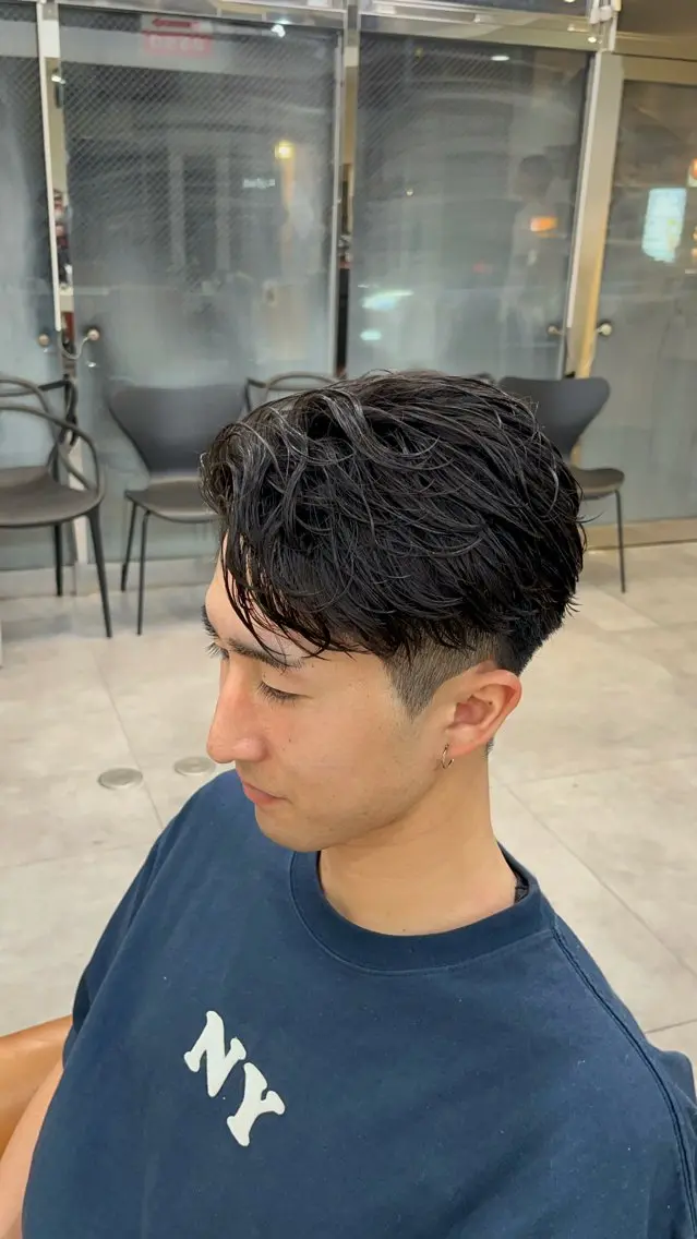 パーマ メンズ フェザーパーマメンズ ピンパーマ京都駅前のヘアスタイル