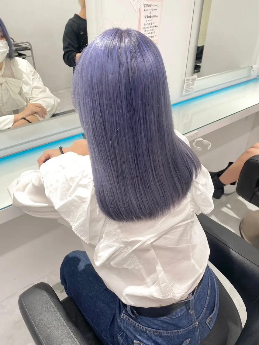 セミロング カラー ヘアアレンジ 🫧モテる💗ダメー ジレスハイトーン🫧のヘアスタイル