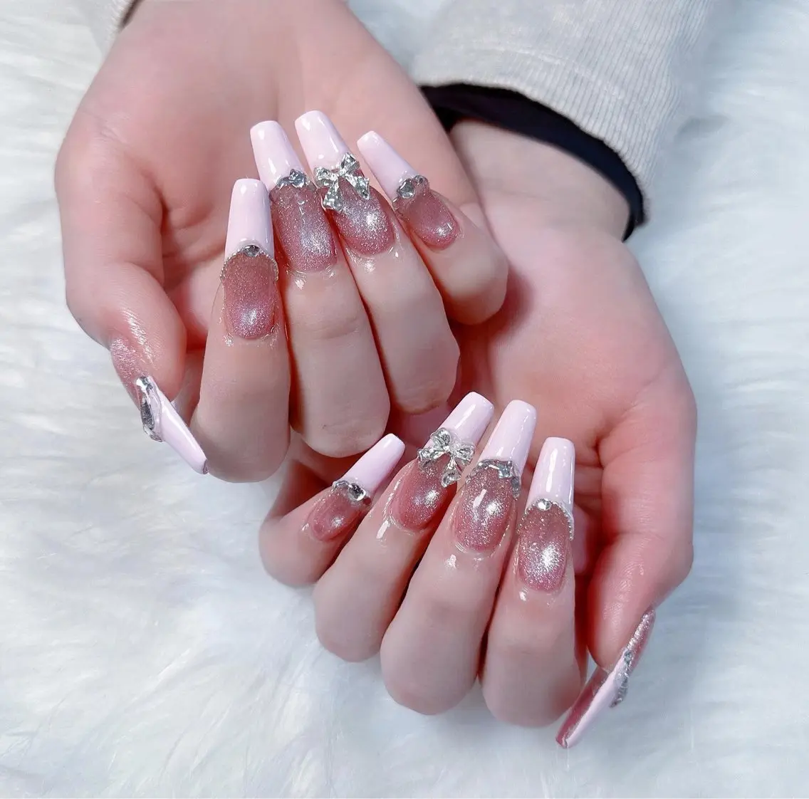 ネイル Hin Hana Nailのネイルデザイン