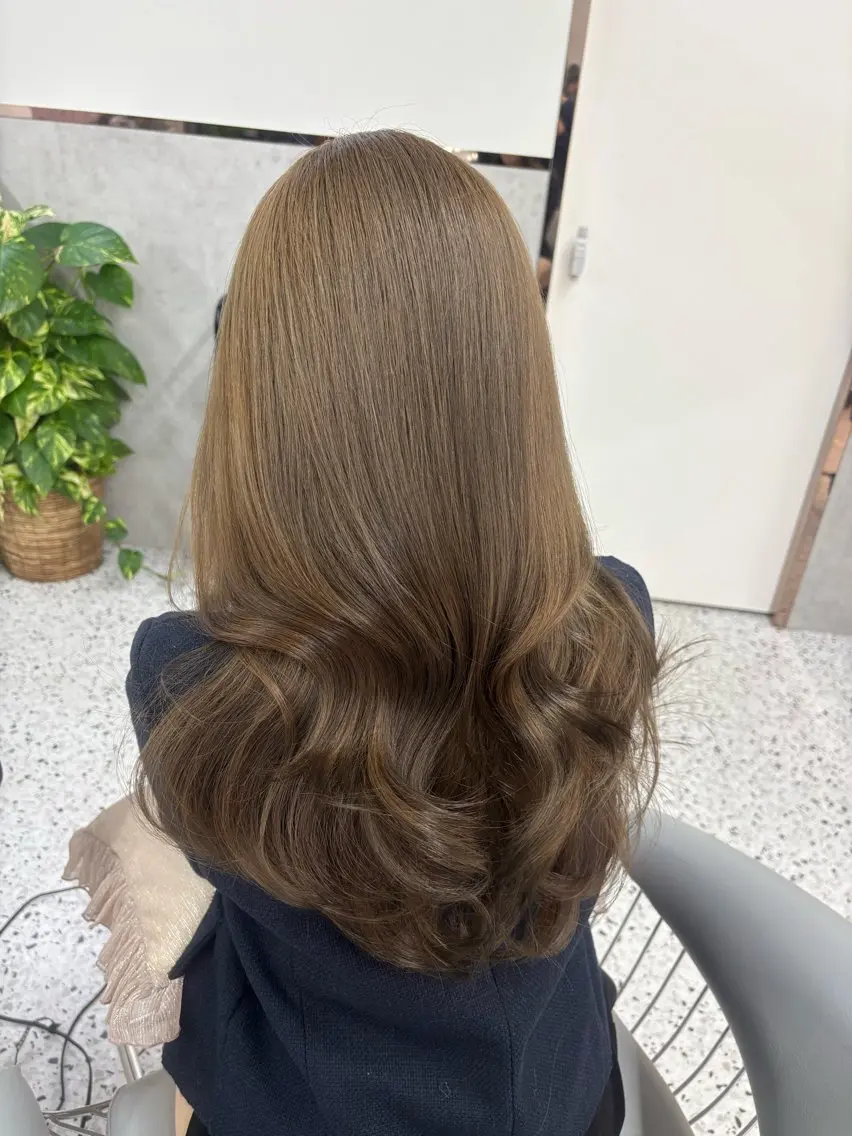 ロング カラー ベージュカラー ヘーゼル ヘアカラー 🍒ブリーチなしカラ ー／Sakura🍒のヘアスタイル