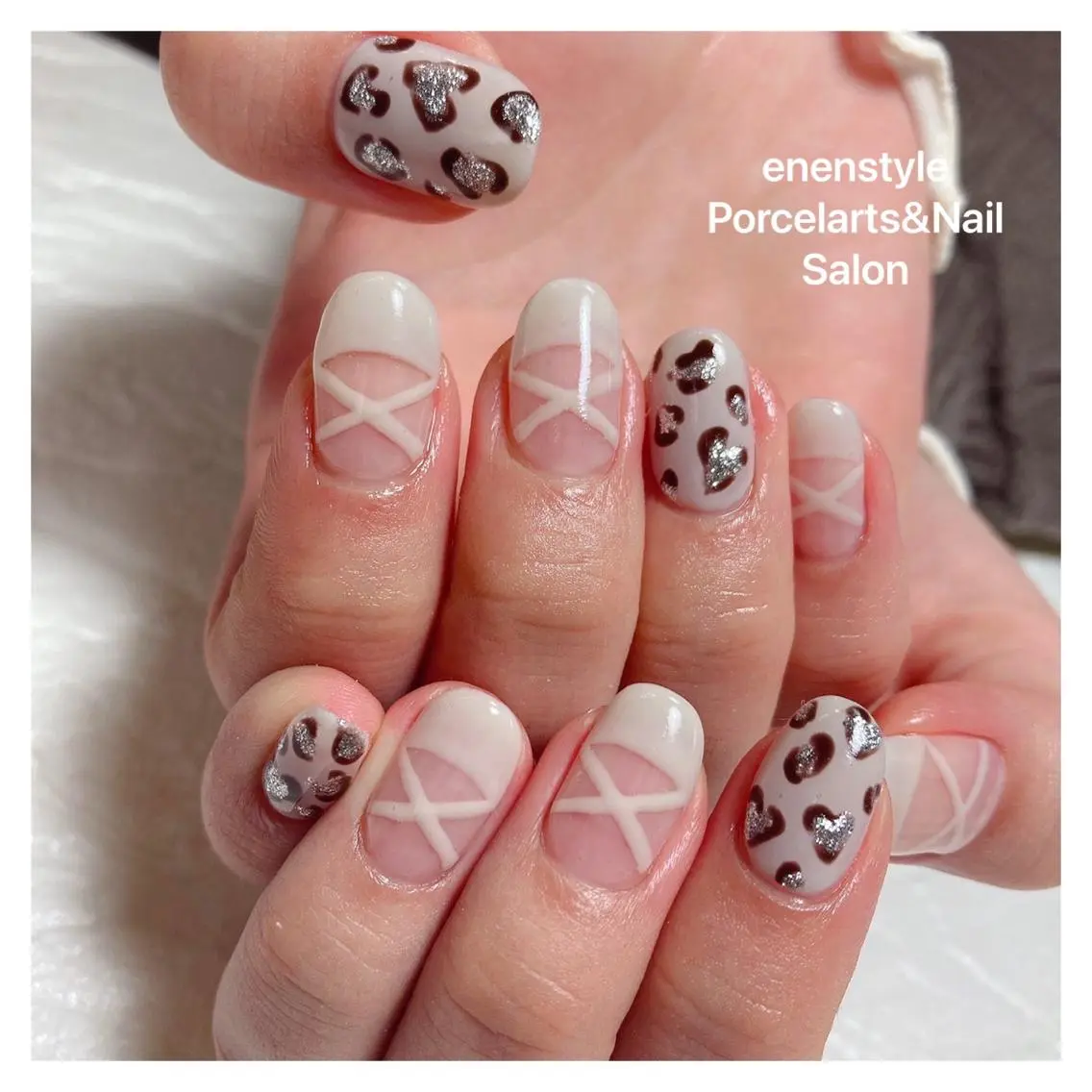 ミディアム ネイル ハンドネイル 🐾enen style 🐾のネイルデザイン