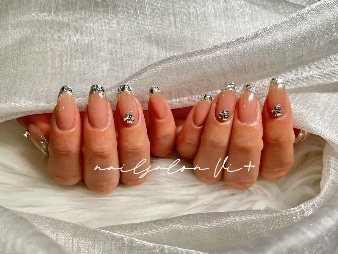 ネイル ハンドネイル ✨Nailsalon Vi+✨のネイルデザイン