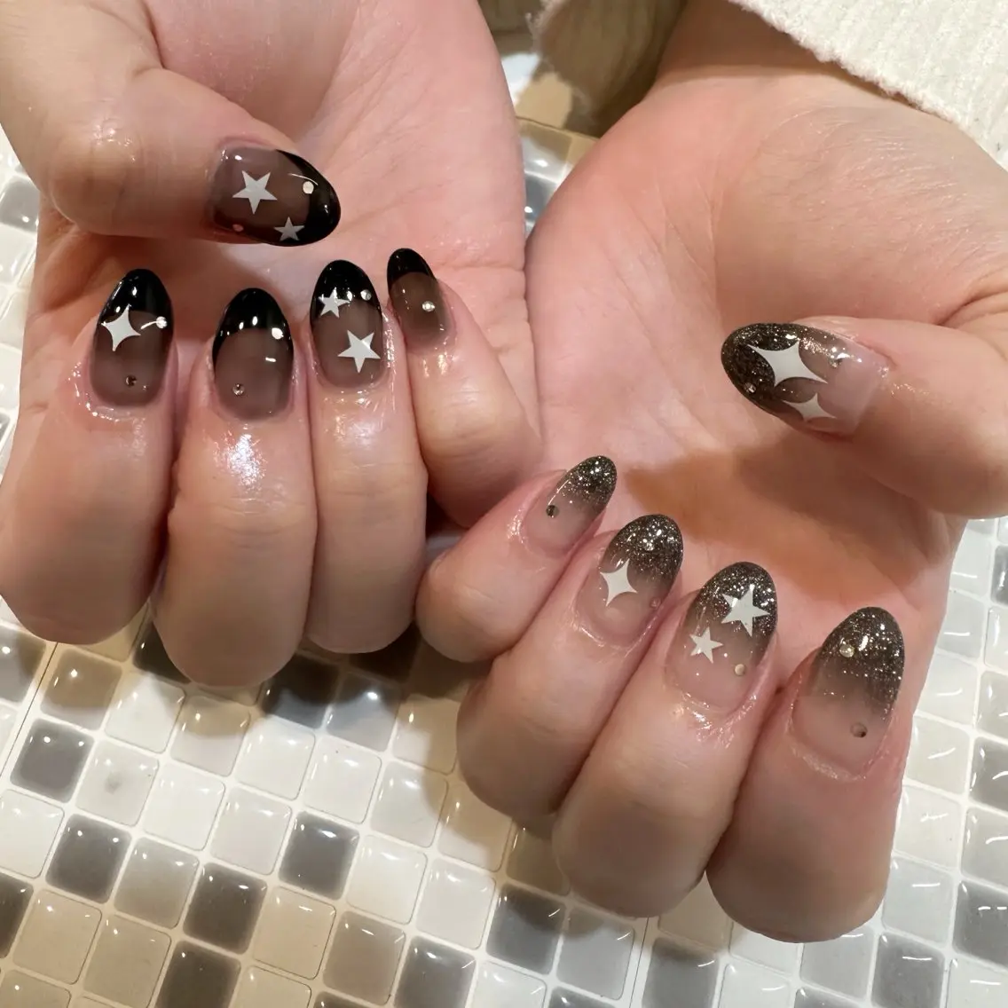 ネイル キラキラネイル nailist yuiのネイルデザイン