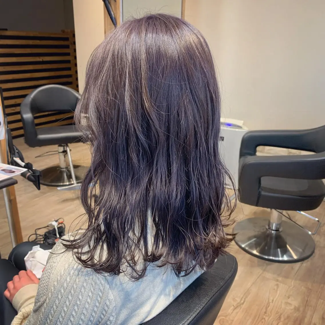 ミディアム カラー ブリーチ ラベンダーカラー ヘアカラー 大久保 隆蔵のヘアスタイル