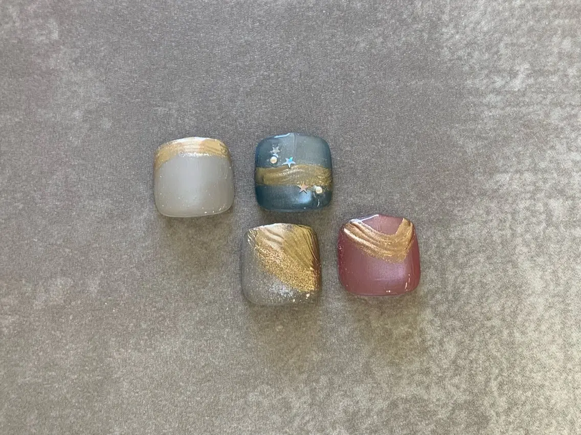 ネイル MomoNails Atsumiのネイルデザイン